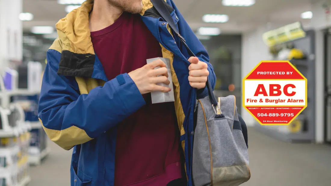 How to Spot A Shoplifter